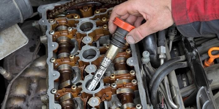 Araba Motorlarının Teklemesine Ne Sebep Olur