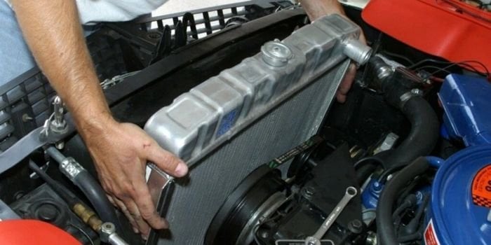 Benzinli Araçlarda Radyatör Sorunları