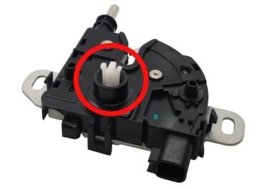 Ford Connect - Focus Kaput Kilidi Ara Plastik Bağlantı Klipsi 2004-