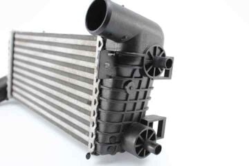 Ford Focus Turbo Radyatörü Ara Soğutucu 2011-